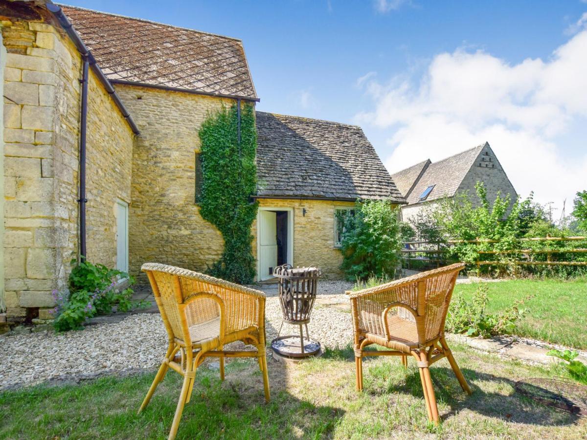 Butts Farm Villa Cirencester Buitenkant foto