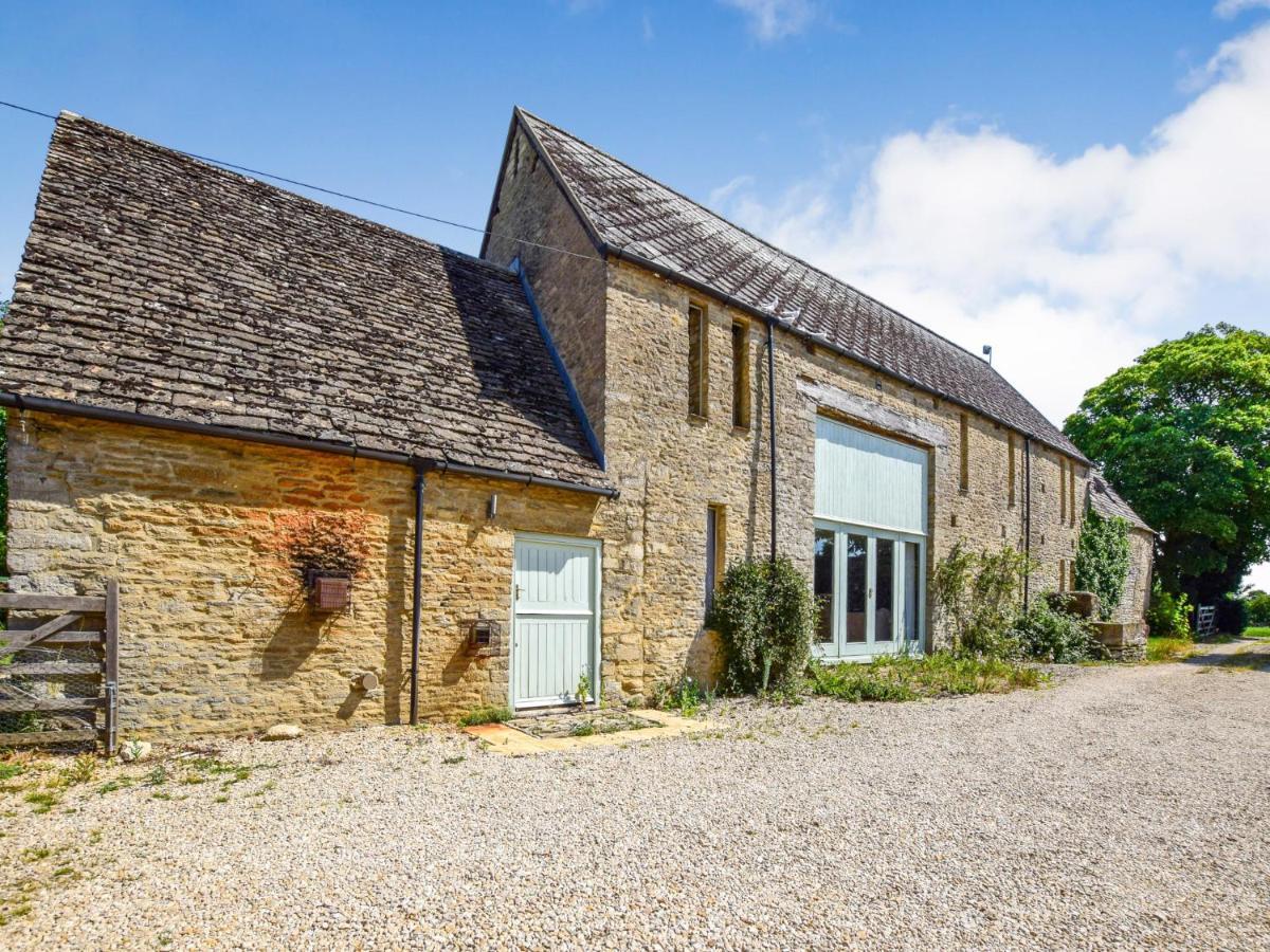 Butts Farm Villa Cirencester Buitenkant foto