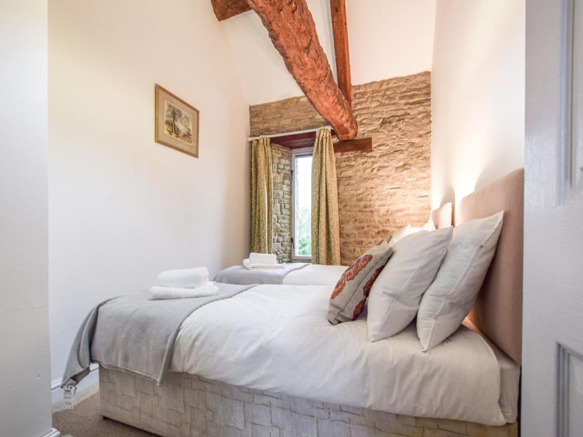 Butts Farm Villa Cirencester Buitenkant foto